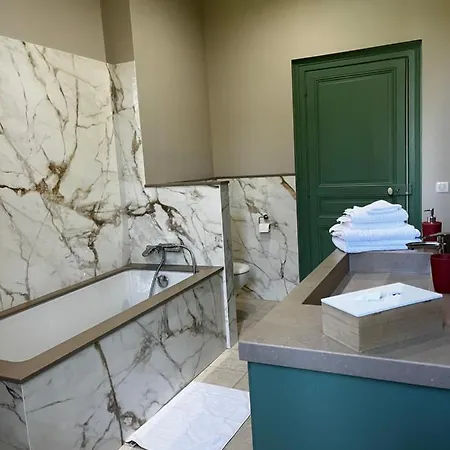 La Parenthese Flechoise, Armand La Flèche